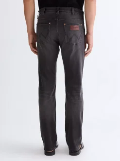 Outlet Greensboro Straight High Stretch Jean Herren Jeans