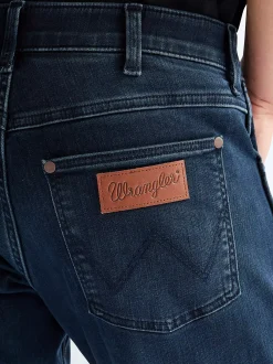 Hot Greensboro Straight Medium Stretch Jean Herren Jeans