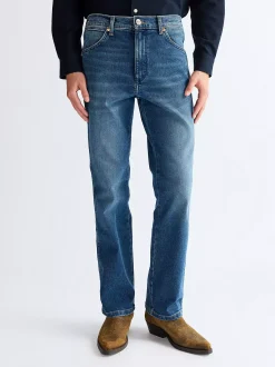 Best Wrancher Bootcut Jean Herren Jeans