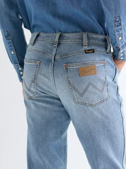 Outlet Wrancher Bootcut Toughlite Jean Herren Jeans